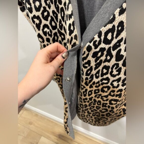 🌟New with tags🌟 Elizabeth James the label Cardigan - Picture 7 of 11